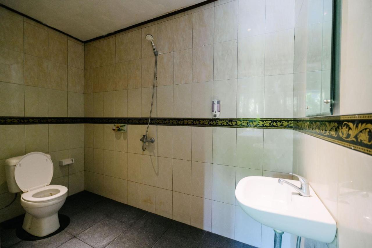 Adi Bungalow Nusa Penida Redpartner Ped Экстерьер фото