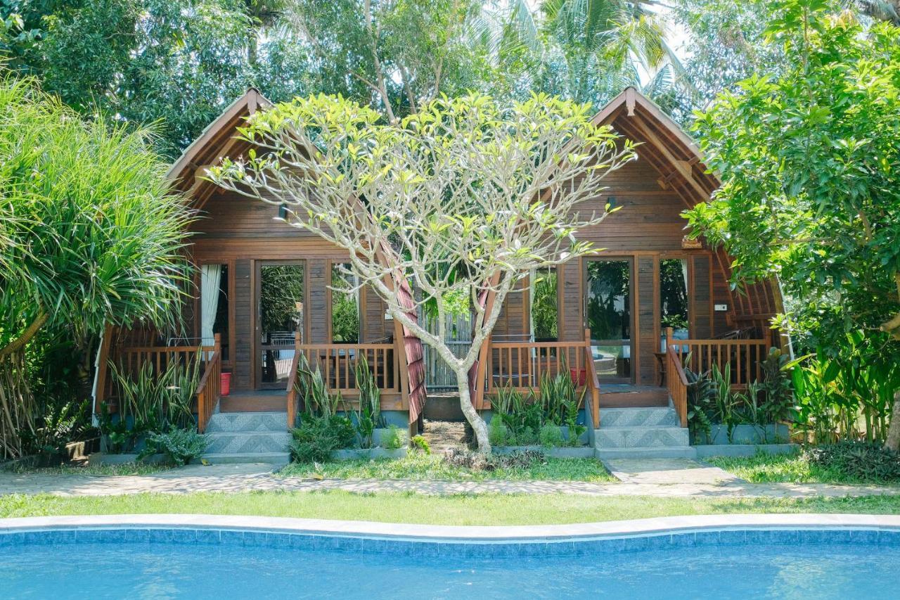 Adi Bungalow Nusa Penida Redpartner Ped Экстерьер фото